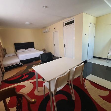 Multi 88 Syariah Hotell Jakarta Exteriör bild
