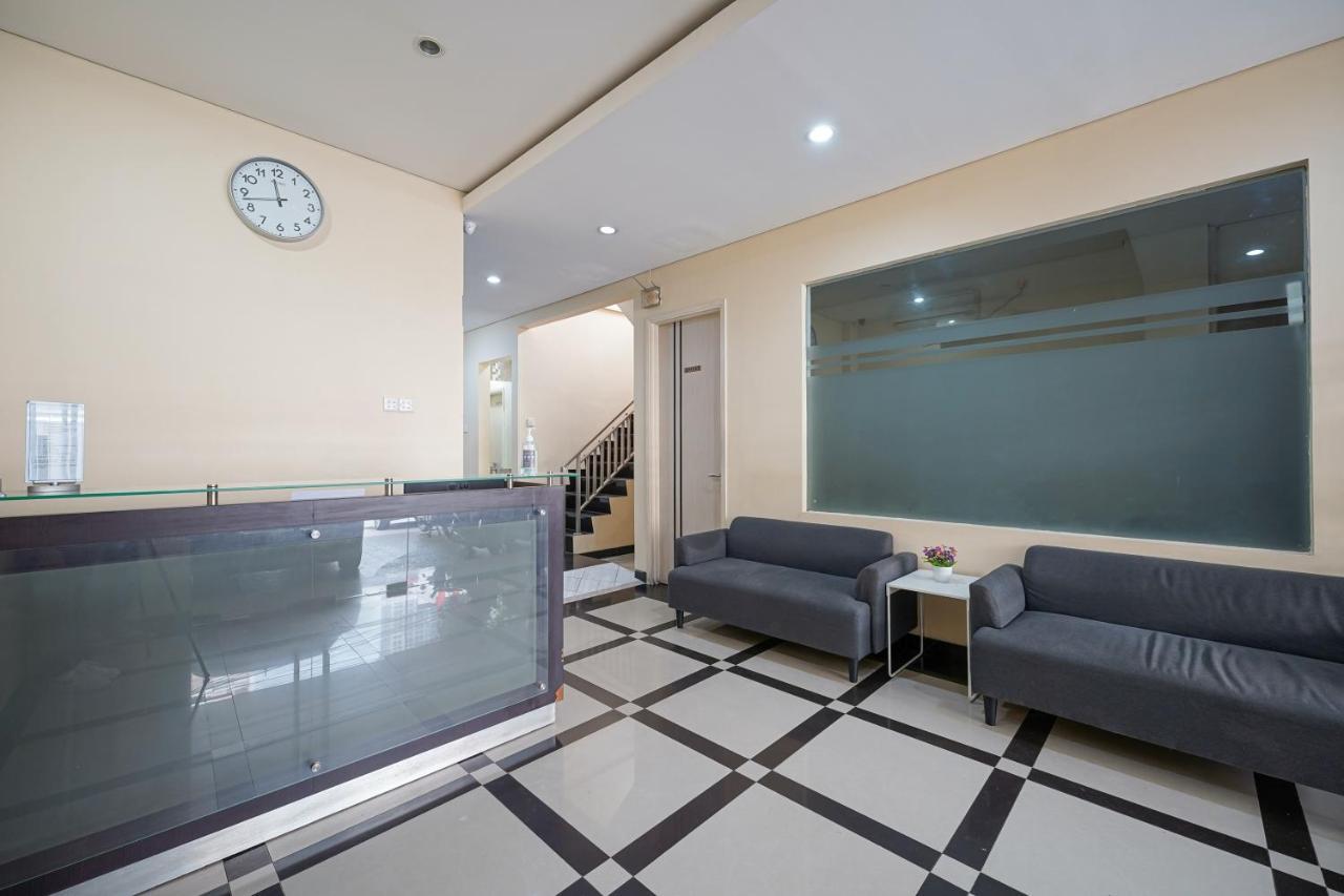 Multi 88 Syariah Hotell Jakarta Exteriör bild