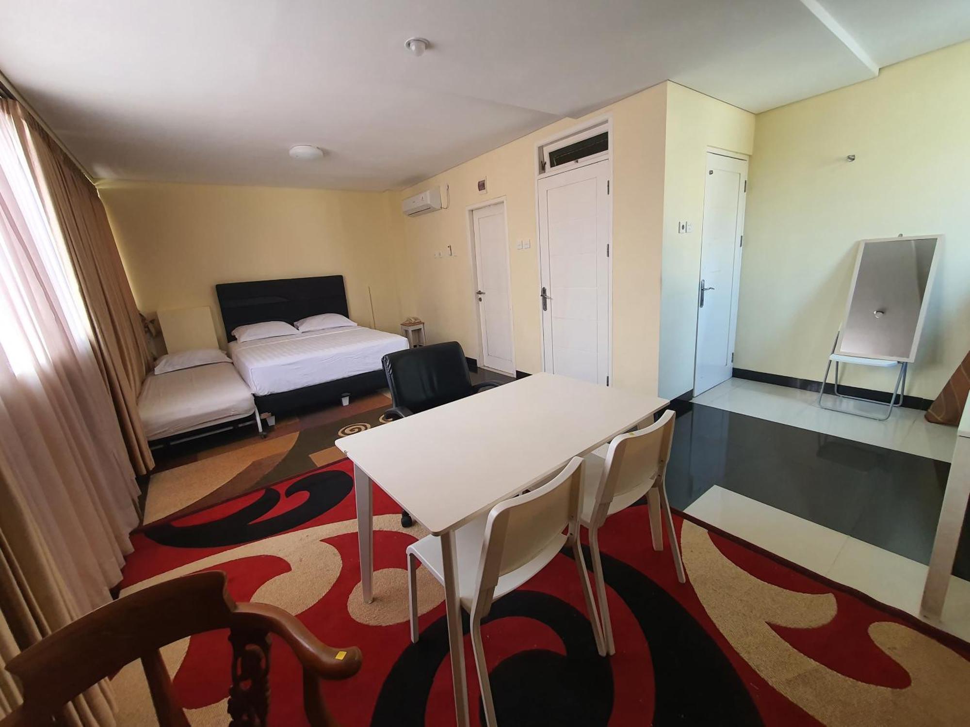 Multi 88 Syariah Hotell Jakarta Exteriör bild