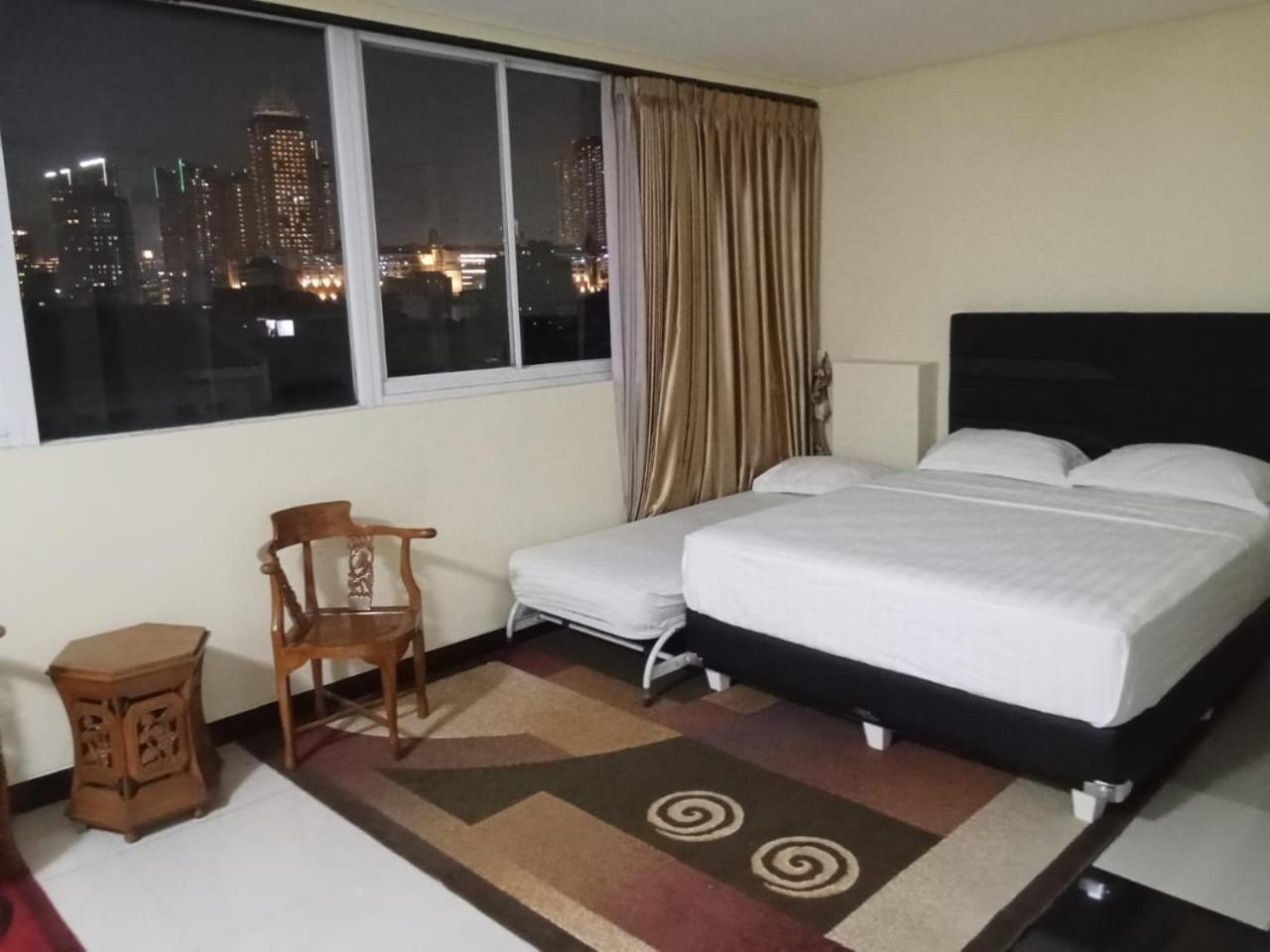 Multi 88 Syariah Hotell Jakarta Exteriör bild