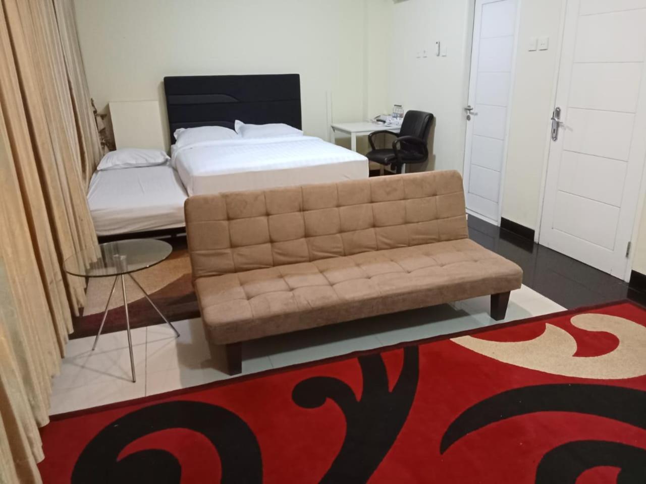 Multi 88 Syariah Hotell Jakarta Exteriör bild